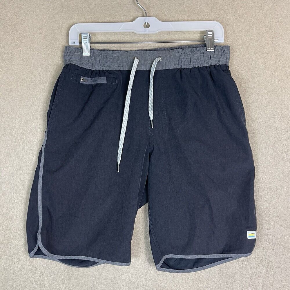 Vuori Shorts Mens Small‎ Gray Athletic Casual Workout Logo Gym Adult
